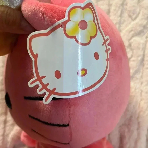 Hello Kitty A limited ed.  Sunshine Build-a-bear Hello Kitty. 13243 out of 82000 - Picture 4 of 10